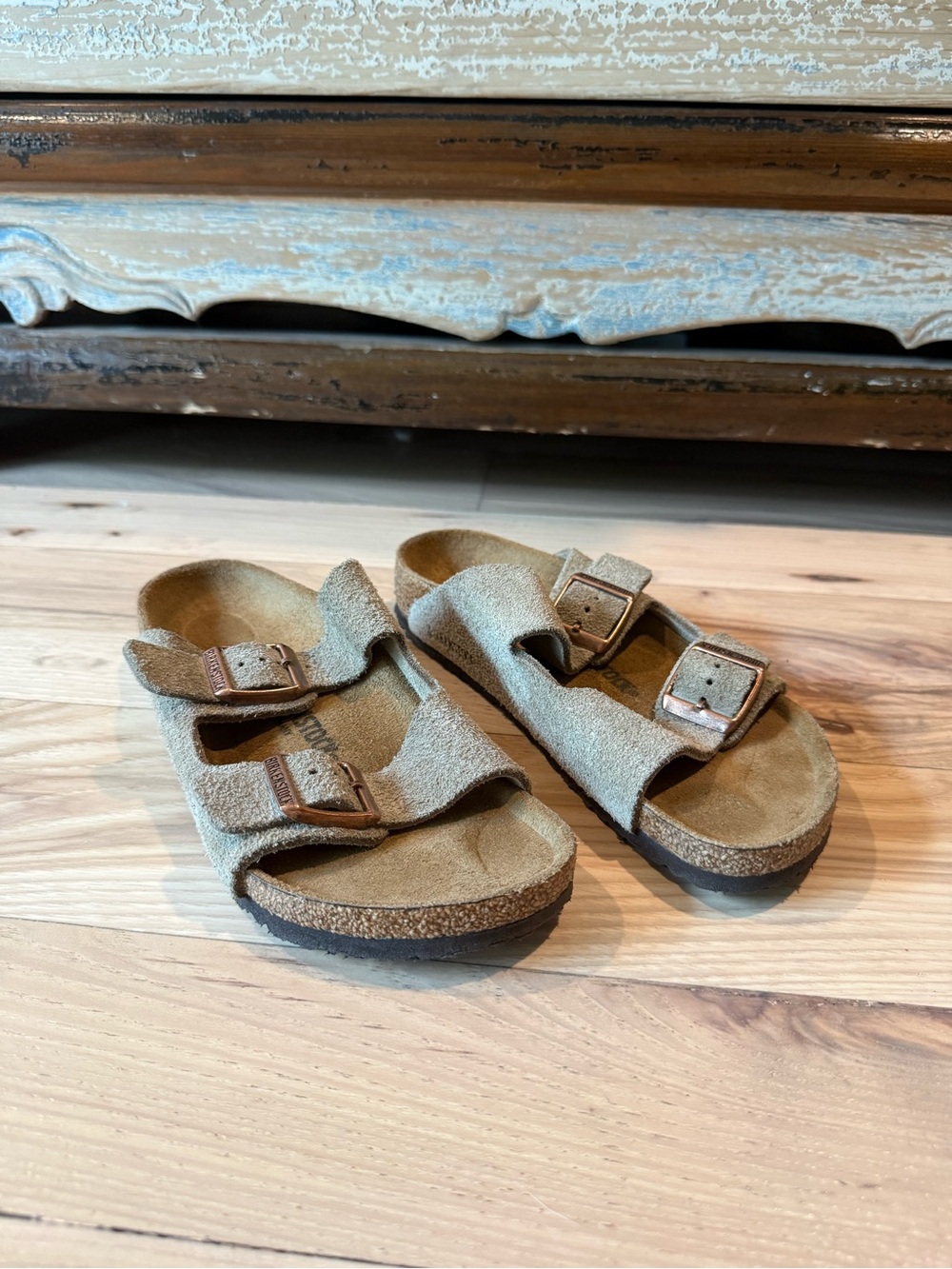 Birkenstock Kids Double-Buckle Suede Sandals in Light Brown